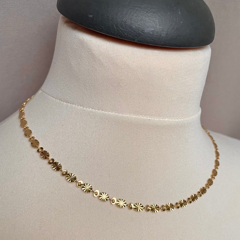 Oval Sunburst Chain Necklace